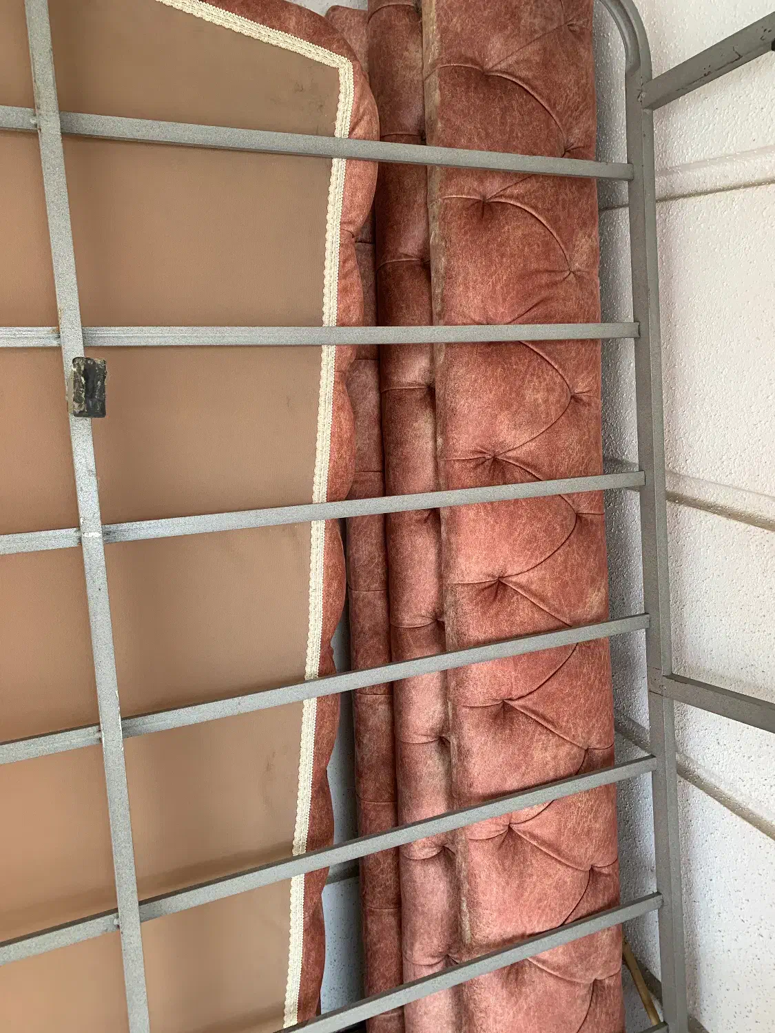 فروش تخت خواب دونفره ۱۸۰ *۲ سانتی متری|تخت و سرویس خواب|خشکبیجار, |دیوار