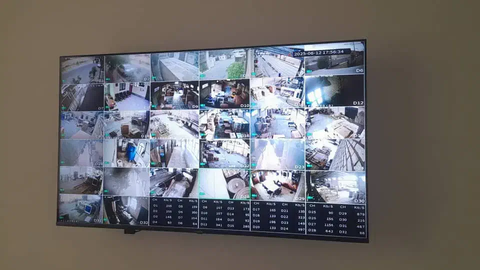 نصاب دوربین/ نصب دوربین مداربسته/نصاب دزدگیر/|دوربین مداربسته|اندیشه, اندیشه فاز ۱|دیوار