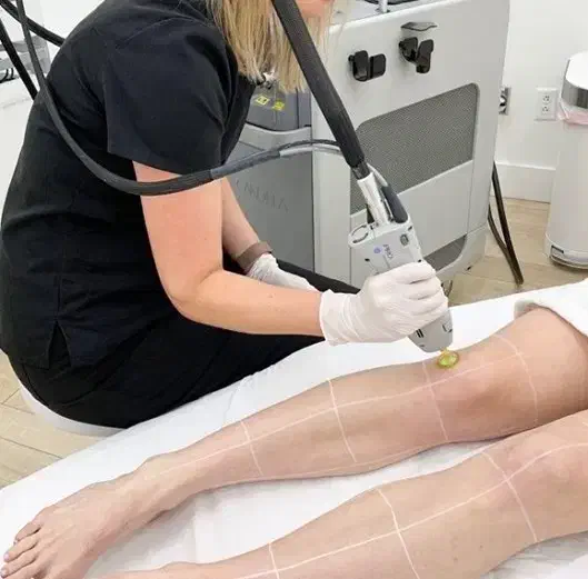 کلینیک لیزر موهای زائد|خدمات آرایشگری و زیبایی|دوگنبدان, |دیوار