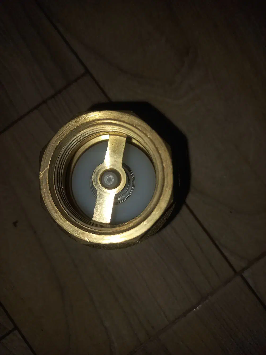 شیر یکطرفه یک اینچ یورک DN25 تعداد 4|عمده‌فروشی|رشت, شهرک قدس|دیوار