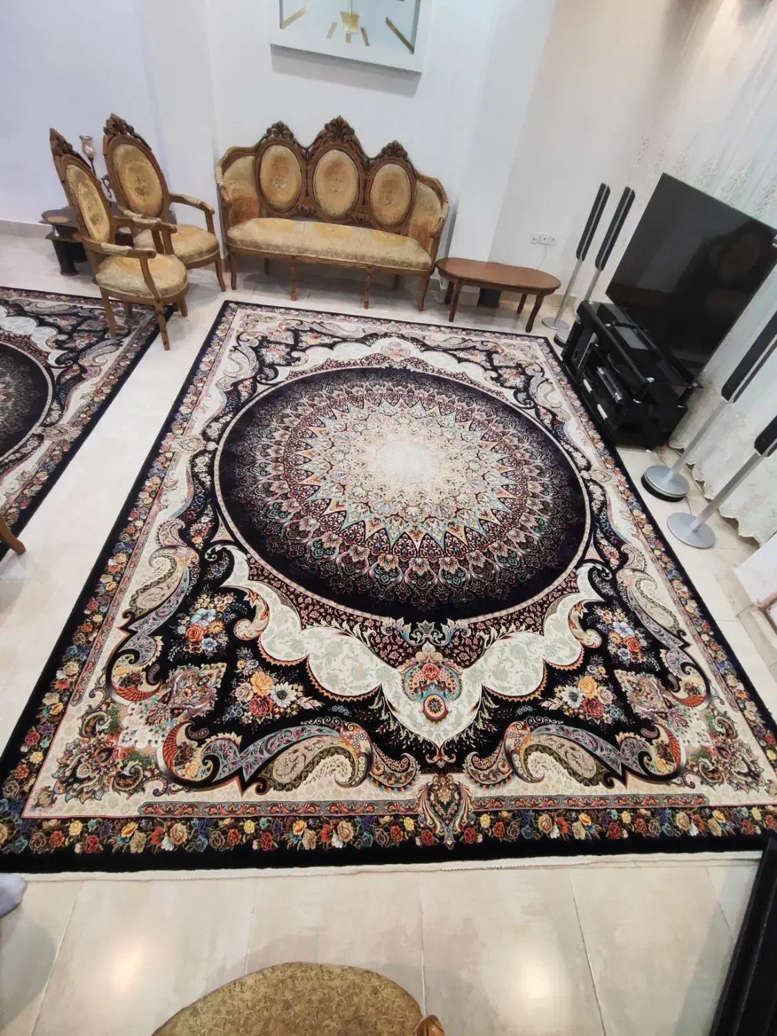 دوتا فرش ۹ و۱۲ متری|فرش|بندر امام خمینی, |دیوار