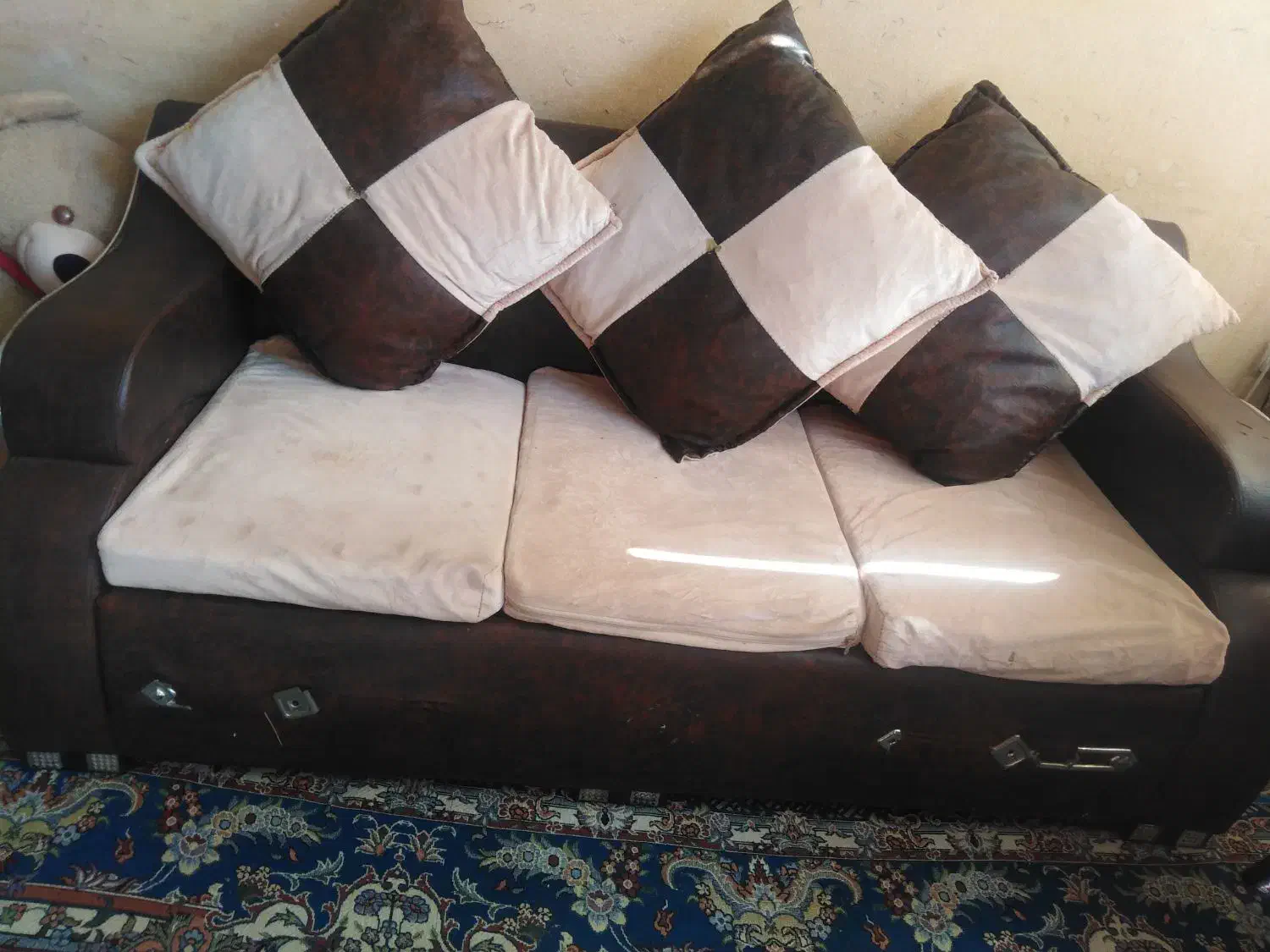 مبلمان ۷نفره|مبلمان خانگی و میز عسلی|اصفهان, ارزنان|دیوار