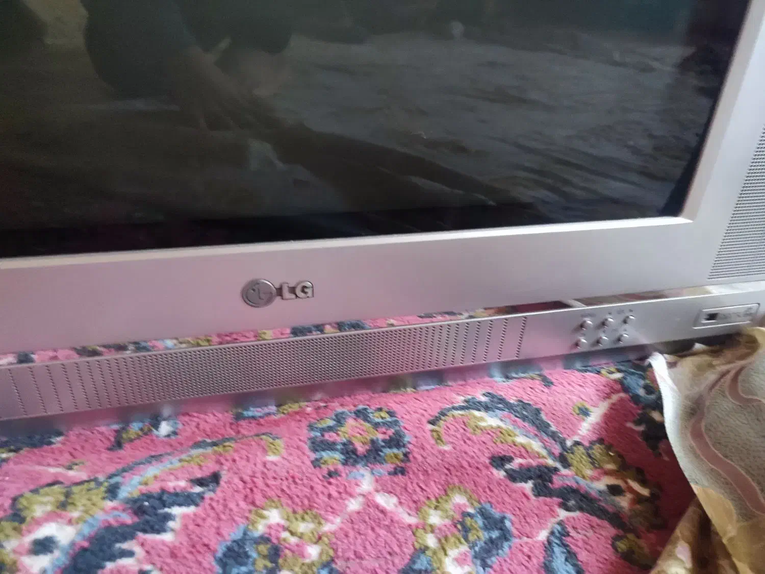 تلویزیون LG|تلویزیون و پروژکتور|نهاوند, |دیوار