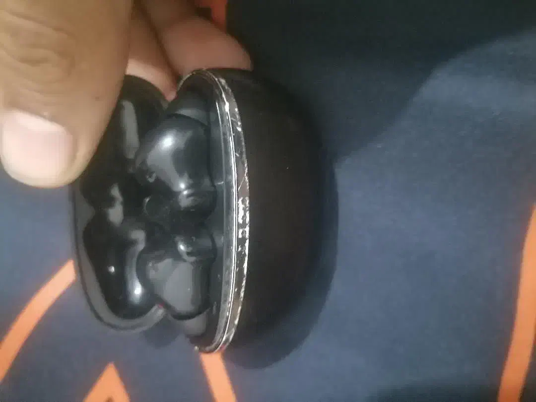 ایرپاد بلوتوثی مشکی|لوازم جانبی موبایل و تبلت|شیراز, انجیر|دیوار