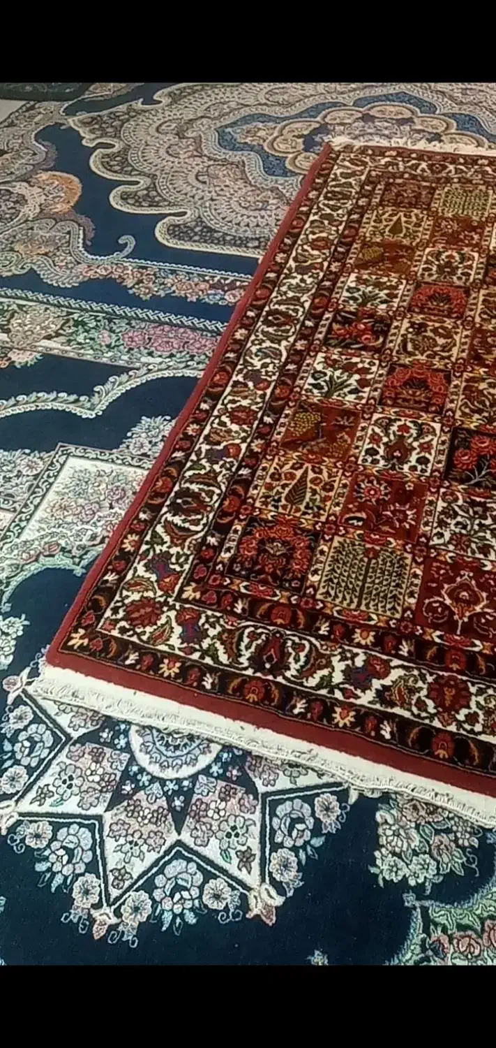 قالیچه دستبافت یکونیم در دونیم|فرش|شهرکرد, |دیوار