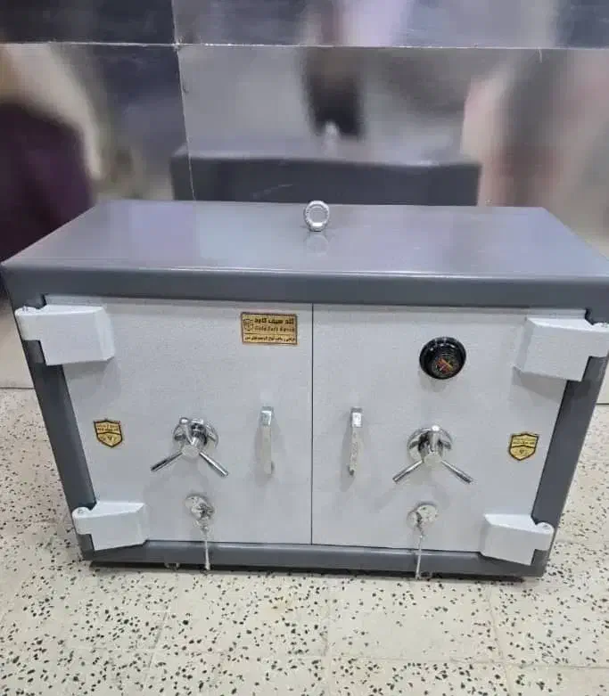 گاوصندوق دو درب زیر ویترینی در برندهای مختلف|فروشگاه و مغازه|یزد, |دیوار