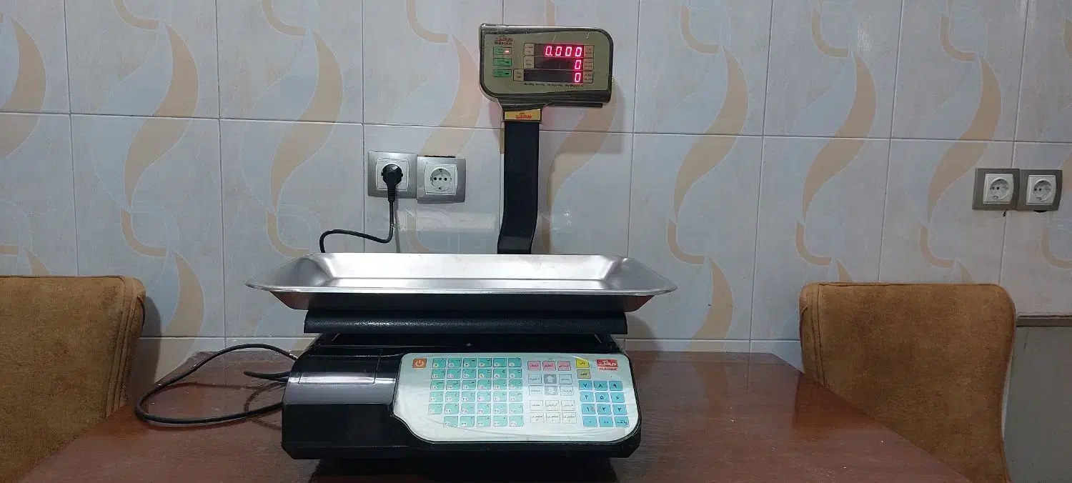 ترازوی دیجیتال محک ۵۰ کیلویی|فروشگاه و مغازه|اردبیل, |دیوار