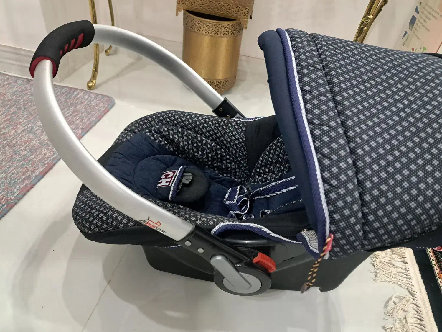 کریر نو|کالسکه و لوازم جانبی|تهران, علی‌آباد|دیوار