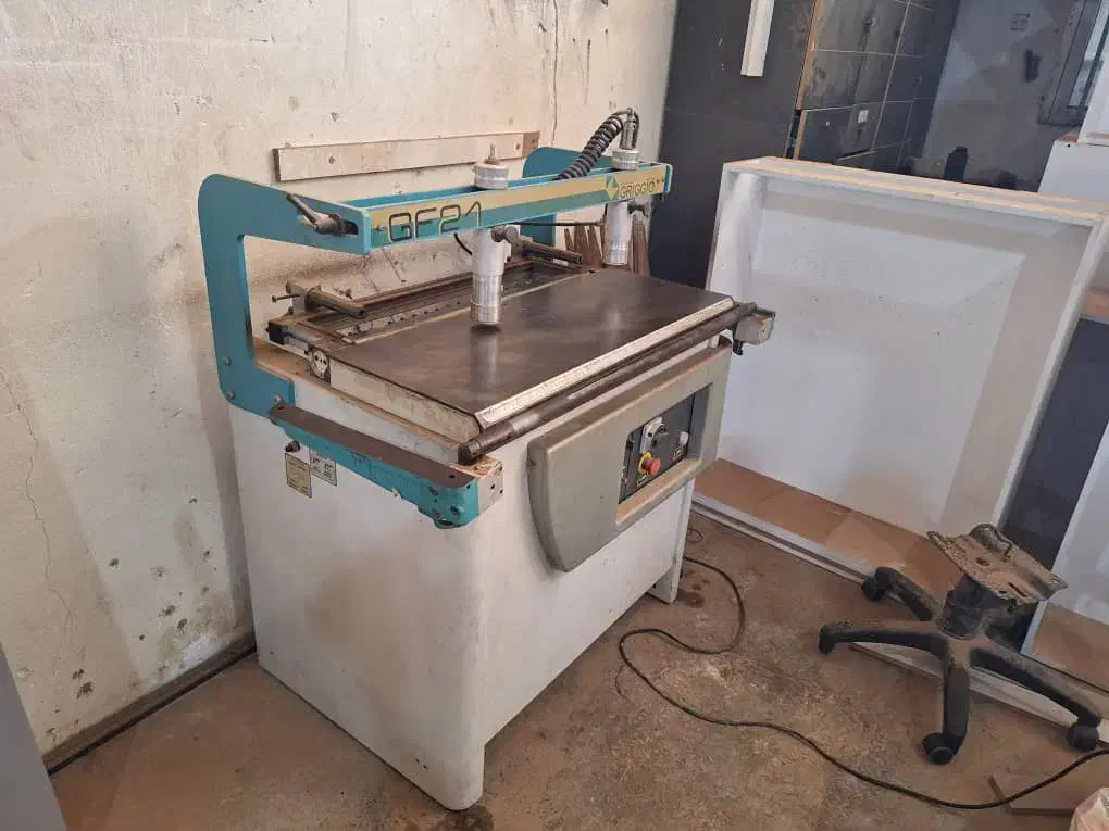 دستگاه سوراخ زن ۲۱ مته (الیت) ایتالیایی|ماشین‌آلات صنعتی|فردیس, انبار نفت|دیوار