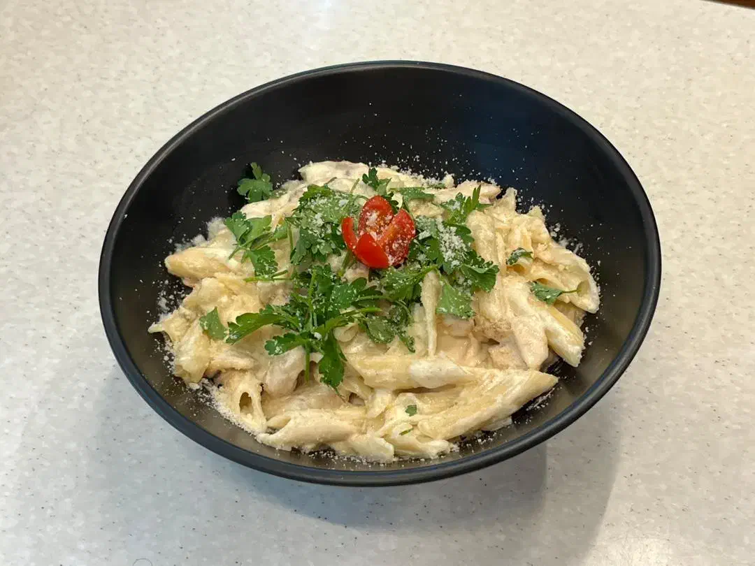 باریستا و سالاد زن، فست فود|استخدام خدمات فروشگاه و رستوران|تهران, سعادتآباد|دیوار