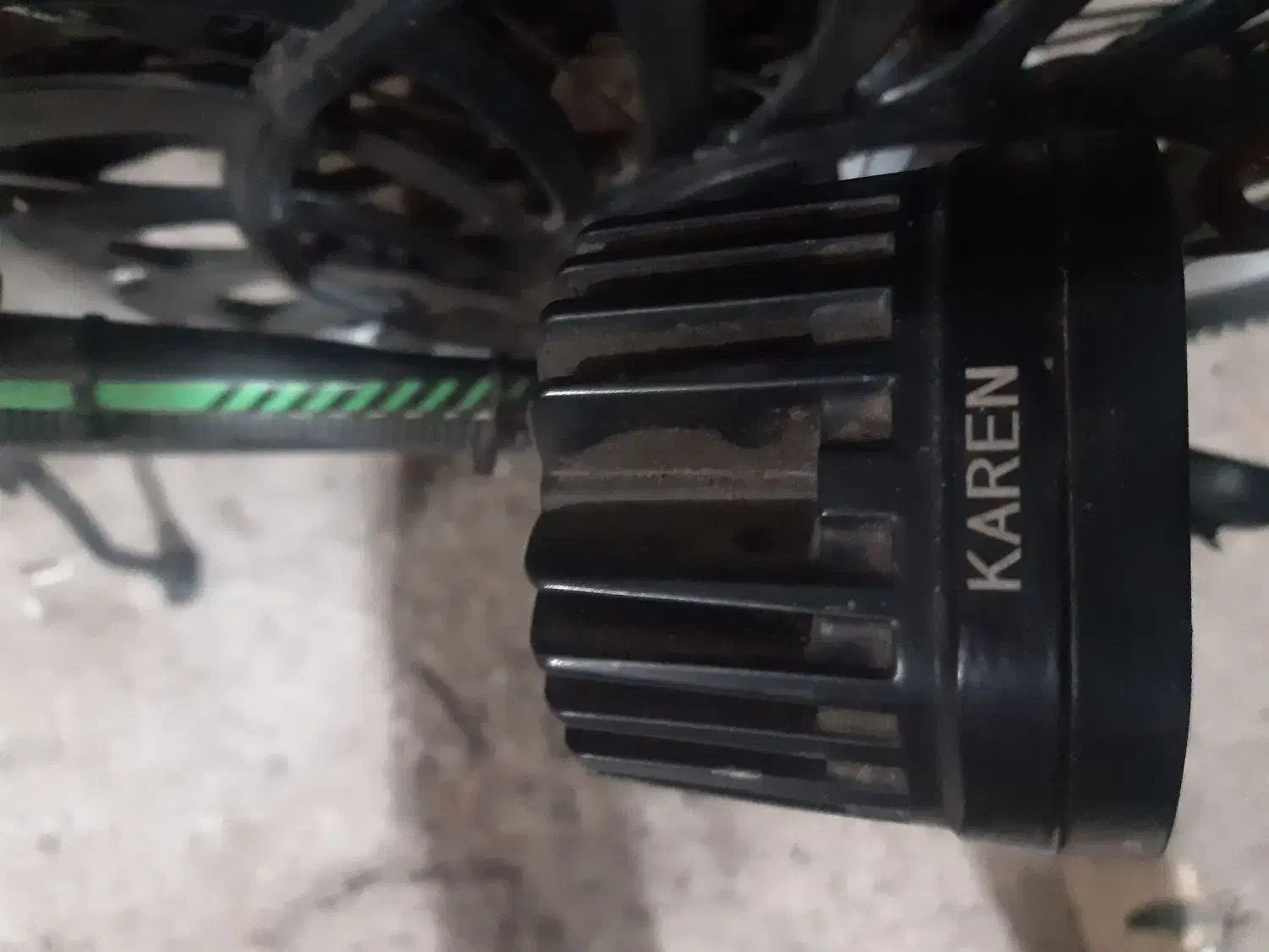 پروژکتور افرودی سالم در حد نو|قطعات یدکی و لوازم جانبی|سنگر, |دیوار