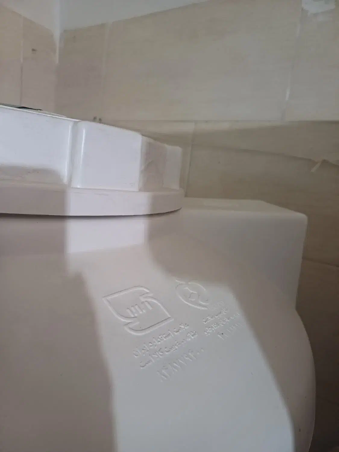 مخزن اب ۱۰۰۰ لیتری با شناور|مصالح و تجهیزات ساختمان|مشکیندشت, |دیوار