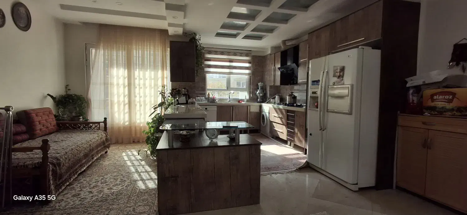 ۱۲۵متر/فول /۴ ساله /بی نظیر/عادل طاهری