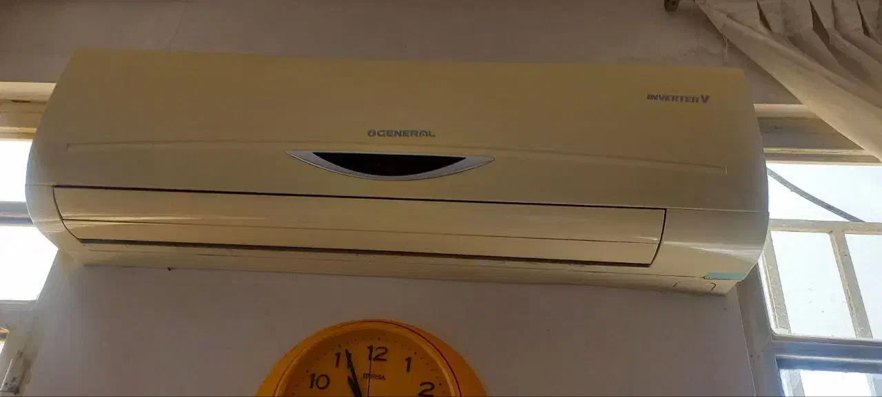 کولر گازی|کولر گازی و فنکوئل|صحنه, |دیوار