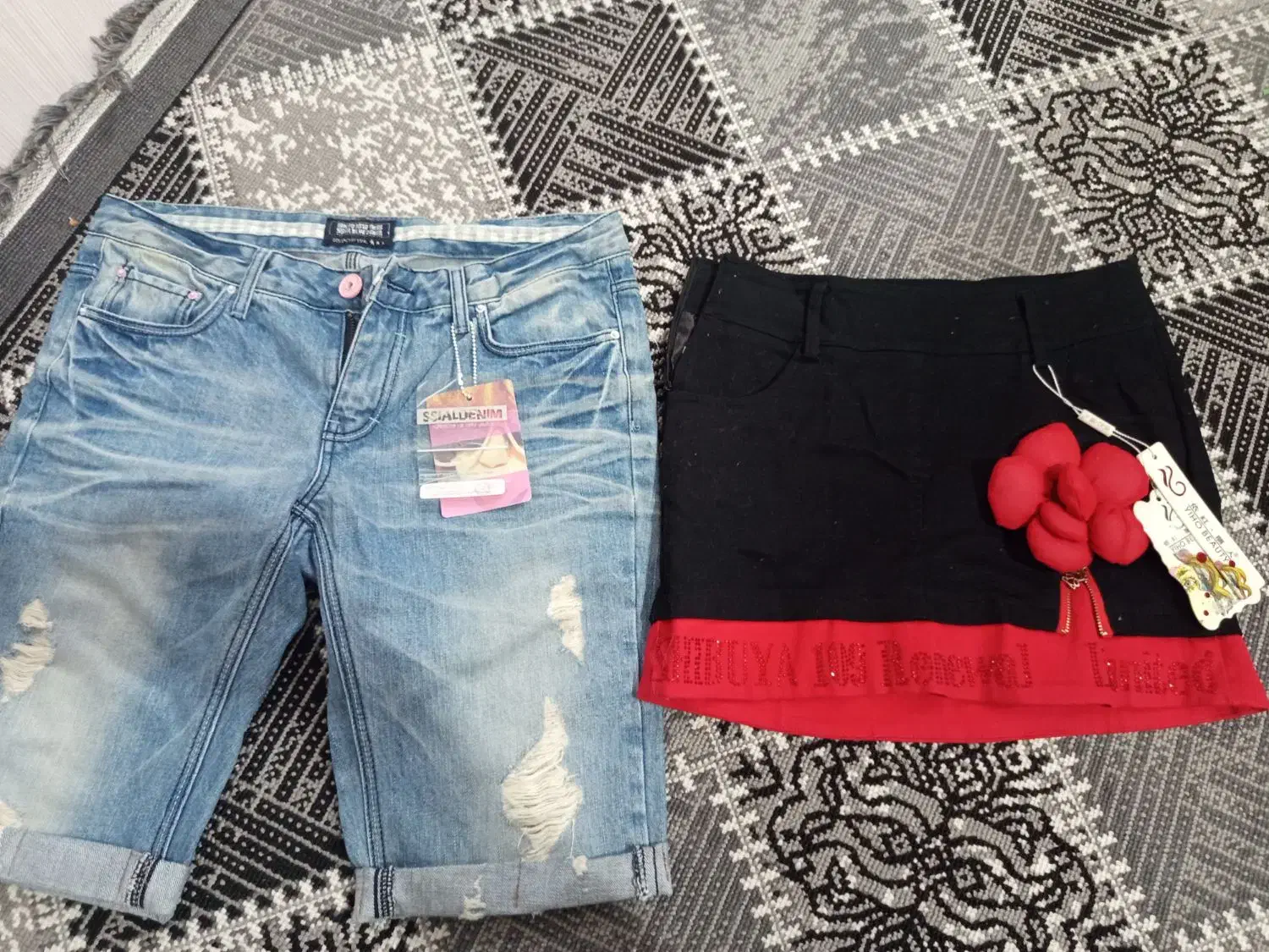 لباس فروشی مجلسی|لباس|گالیکش, |دیوار