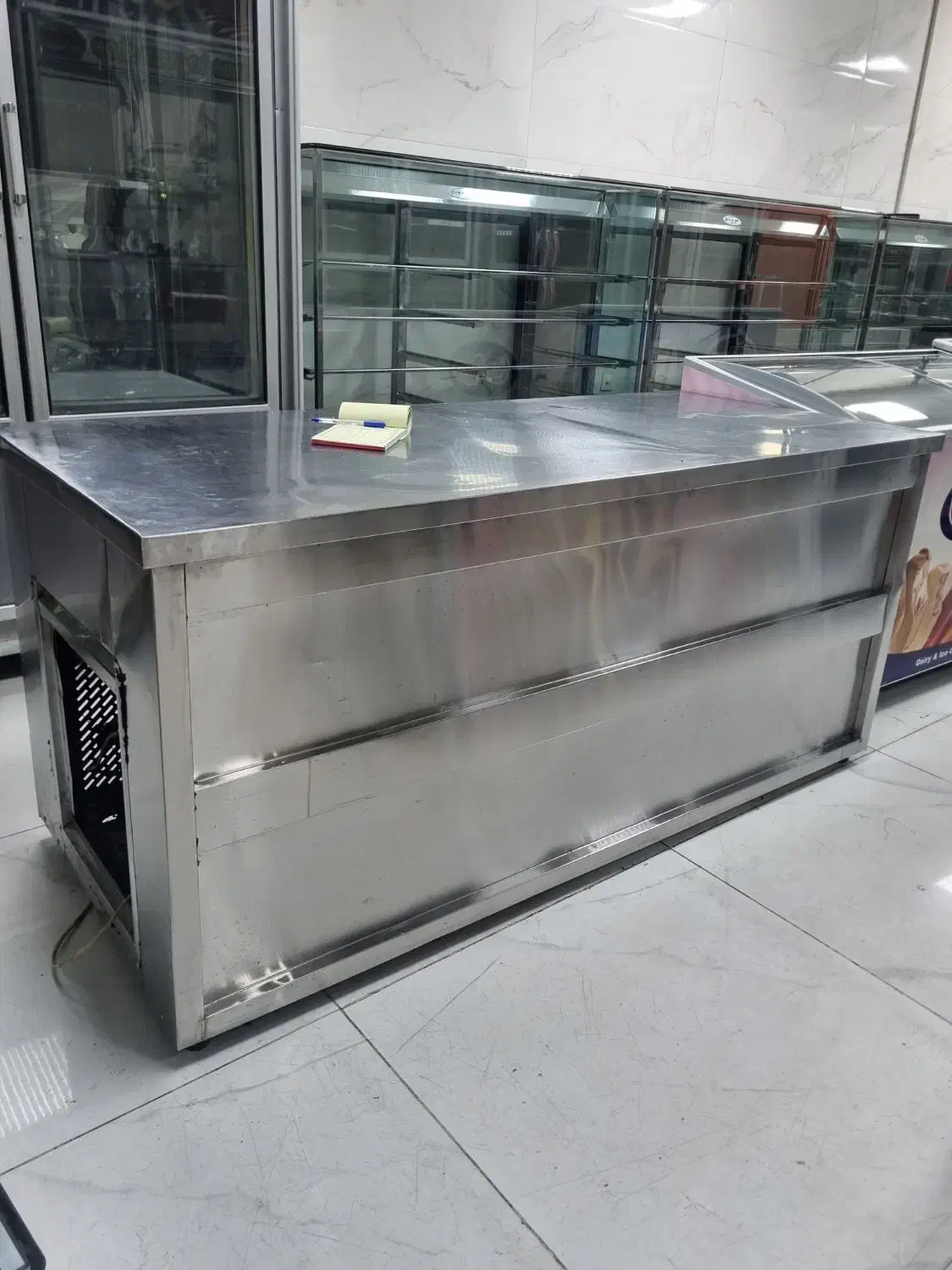 فریزر میز کاری مشابه آکبند|فروشگاه و مغازه|نسیمشهر, |دیوار