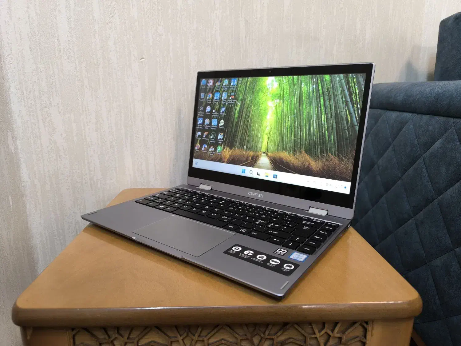 لپ تاپ لمسی i5 نسل ۸ در حد نو با هارد SSD m.2|رایانه همراه|شیراز, زرهی|دیوار