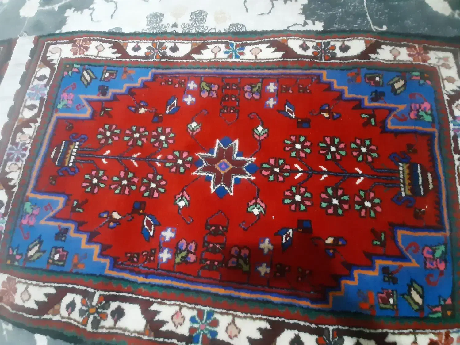 چهارتا فرش سر هم دست بافت|فرش|تویسرکان, |دیوار