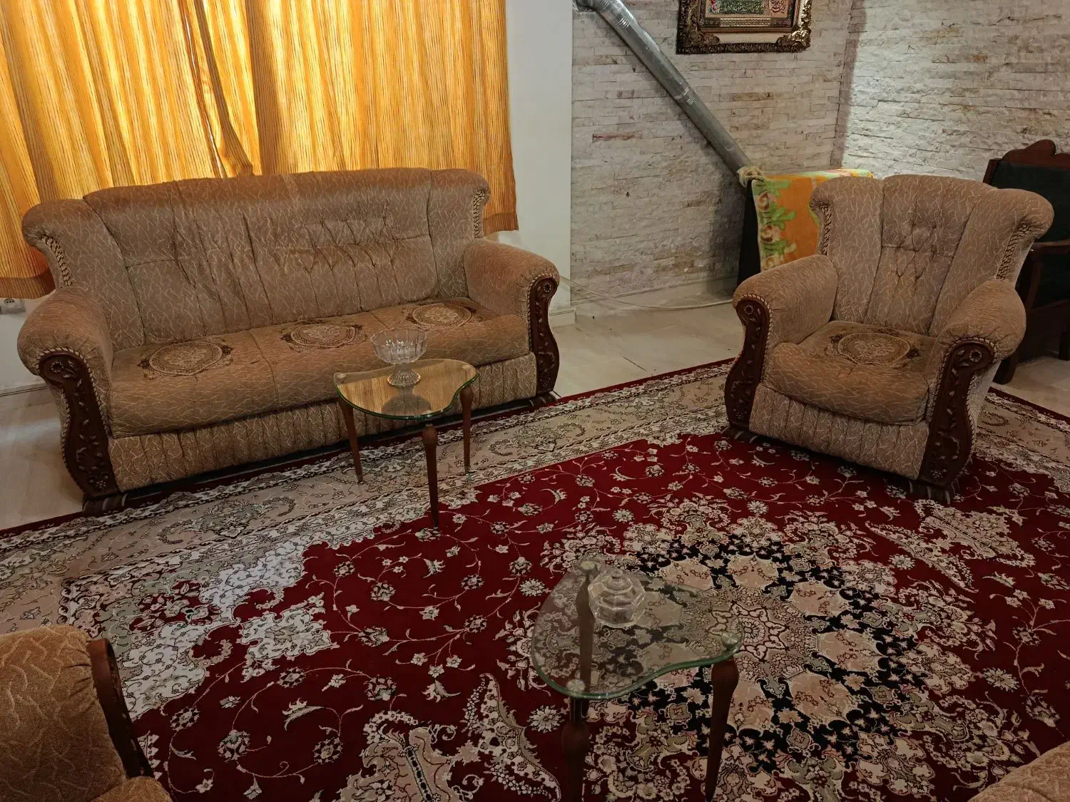 مبل راحتی سالم|مبلمان خانگی و میز عسلی|عباسآباد, |دیوار