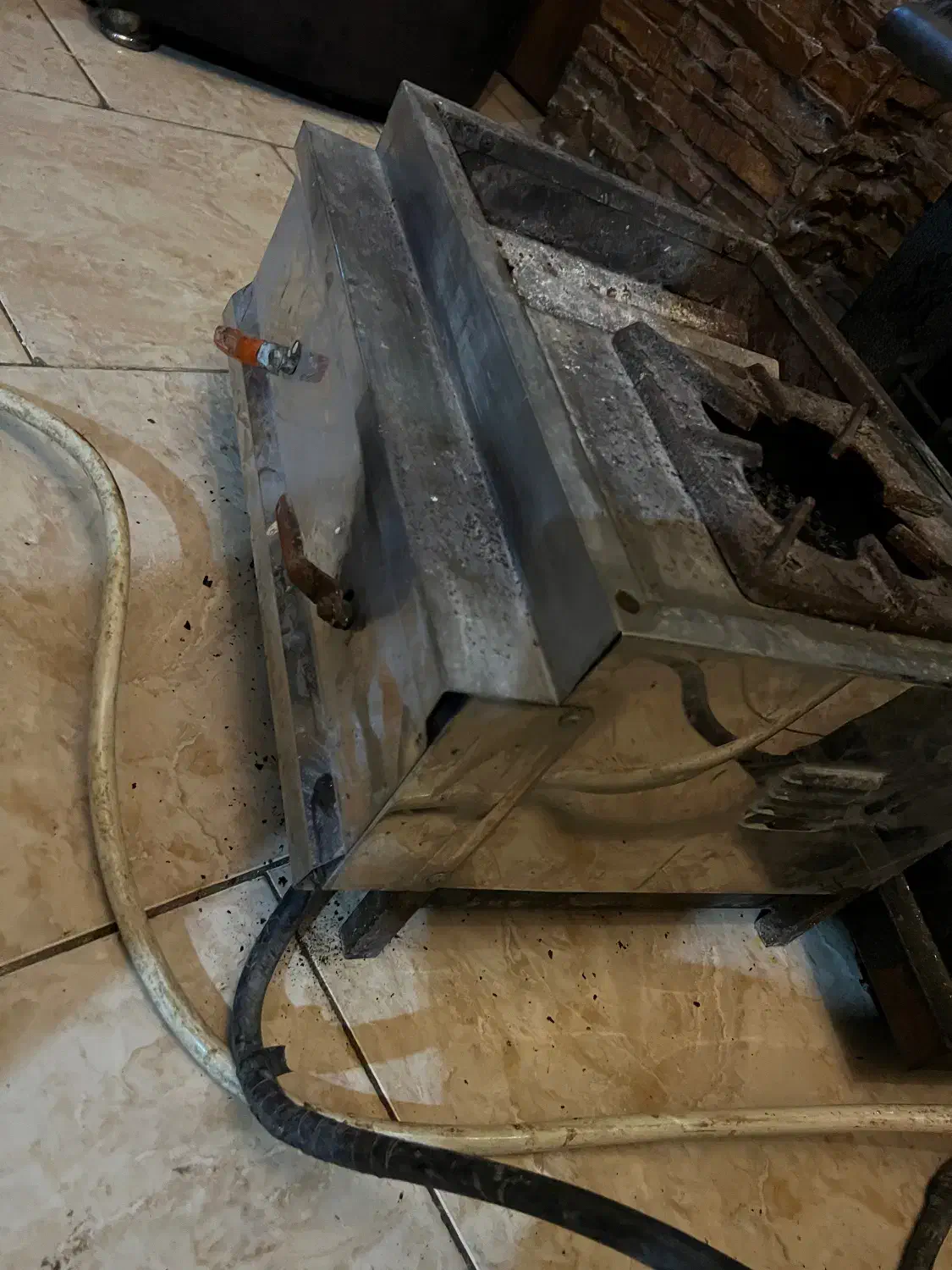 منقل کباب پز کوچک|اجاق گاز و لوازم برقی پختوپز|رشت, گلسار|دیوار