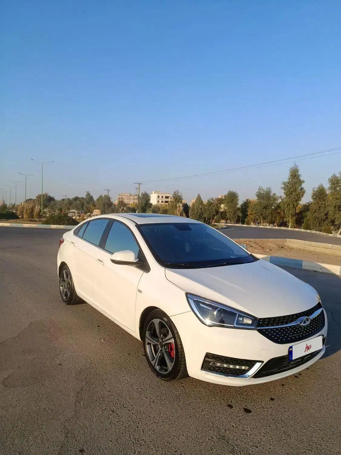 فروشاریزو5CVT|خودرو سواری و وانت|شاهین‌شهر, خبرنگار|دیوار