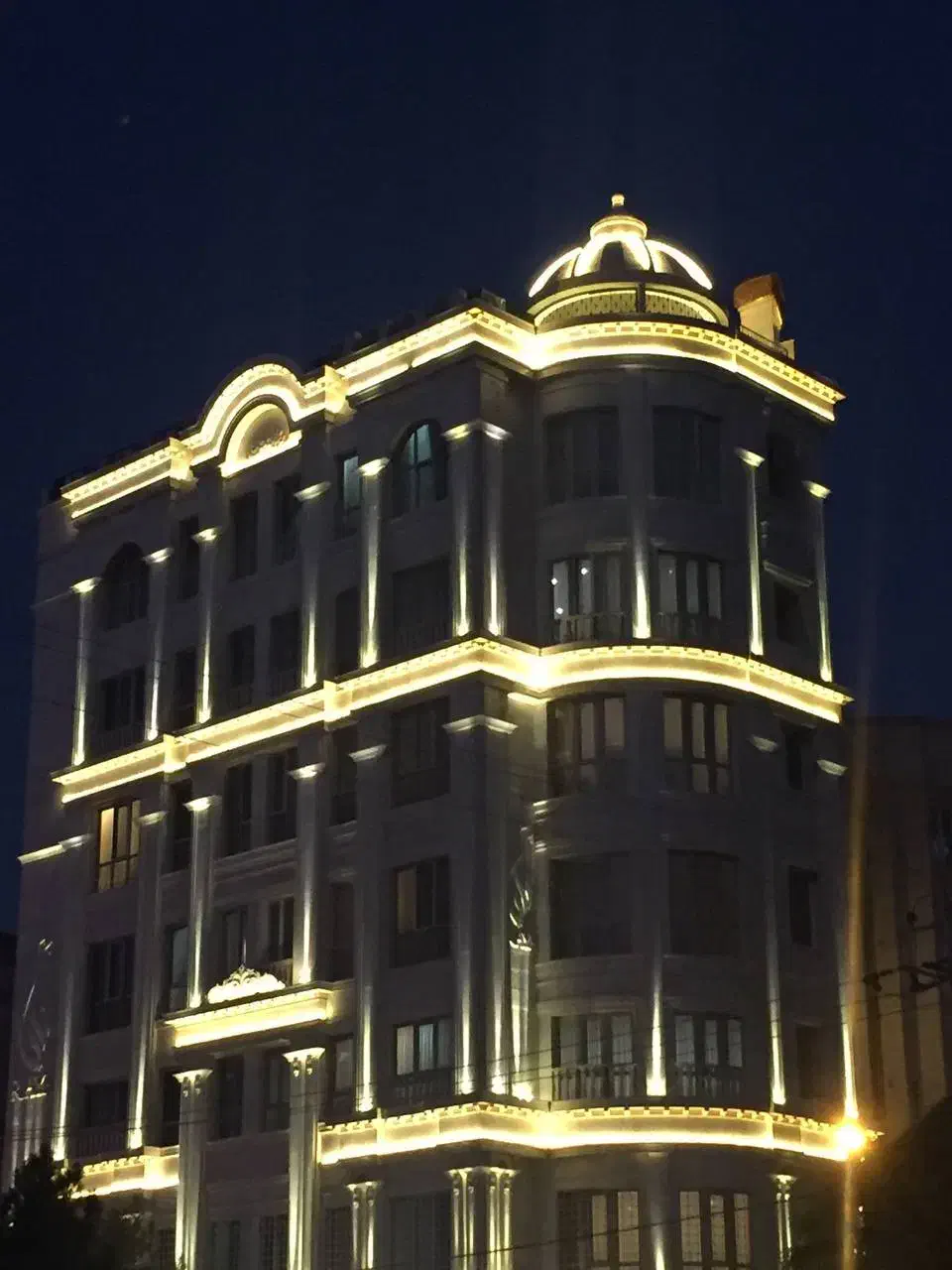 فروش 90 متری با لوکیشن عالی/فول متریال/هفت تیر 21|فروش آپارتمان|مشهد, هفت تیر (حافظ)|دیوار