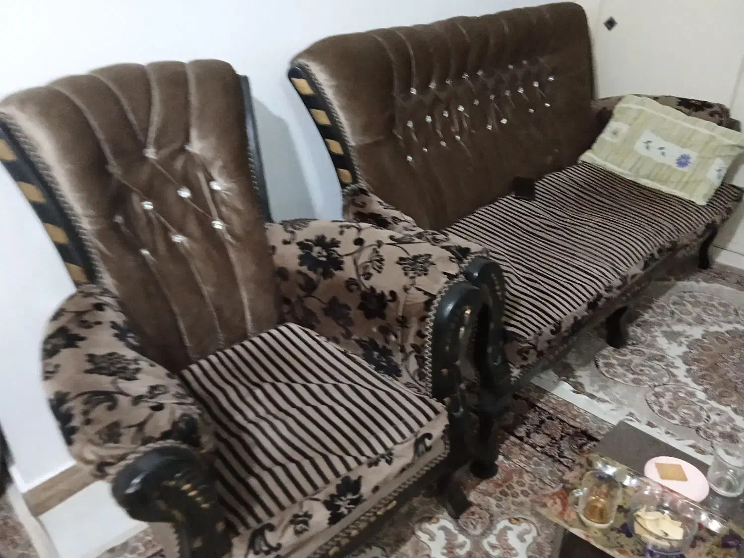 مبل6نفره|مبلمان خانگی و میز عسلی|رشت, دیانتی|دیوار