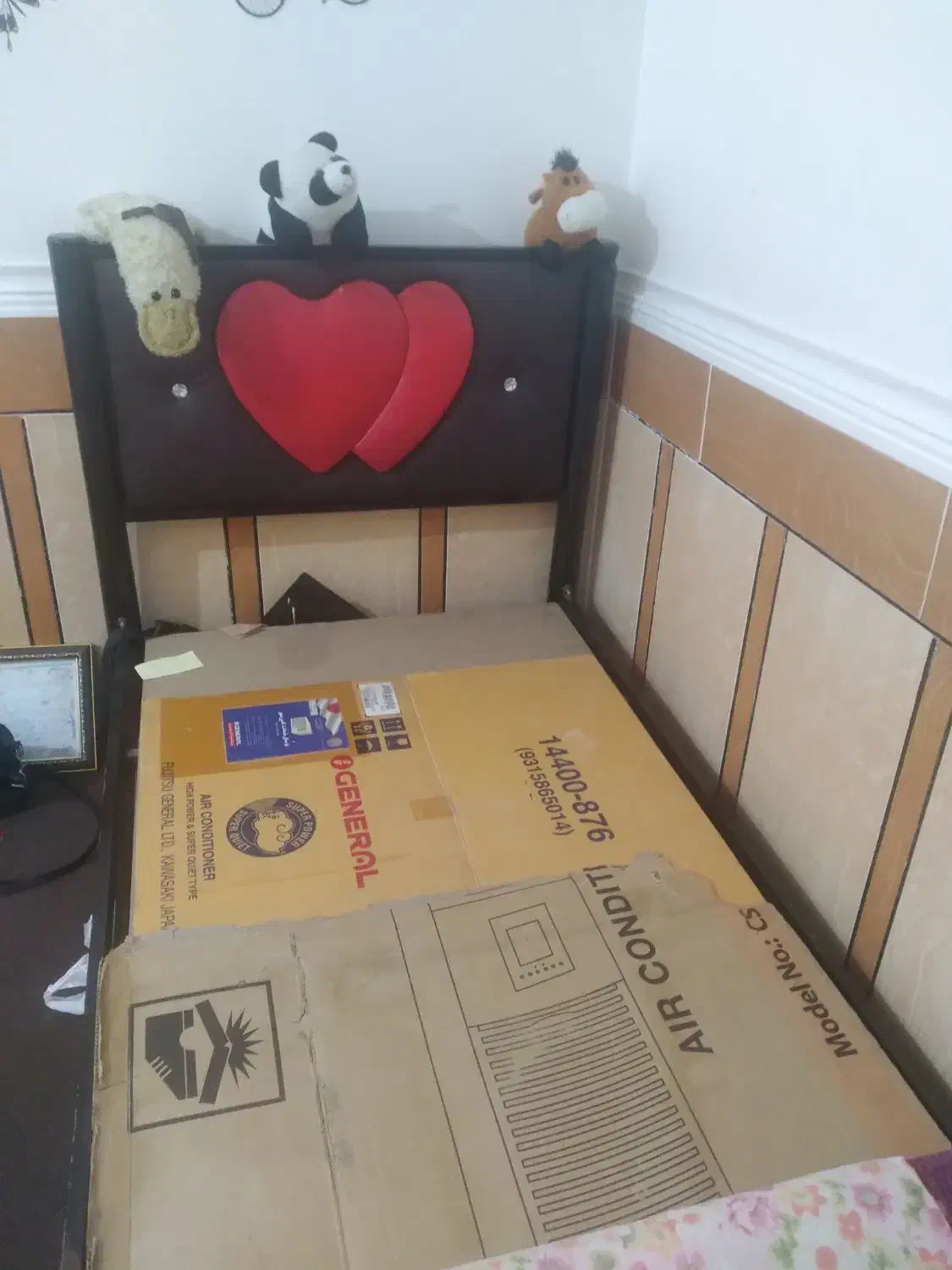 تخت خواب خیلی قشنگ در حد نو|تخت و سرویس خواب|رامهرمز, |دیوار