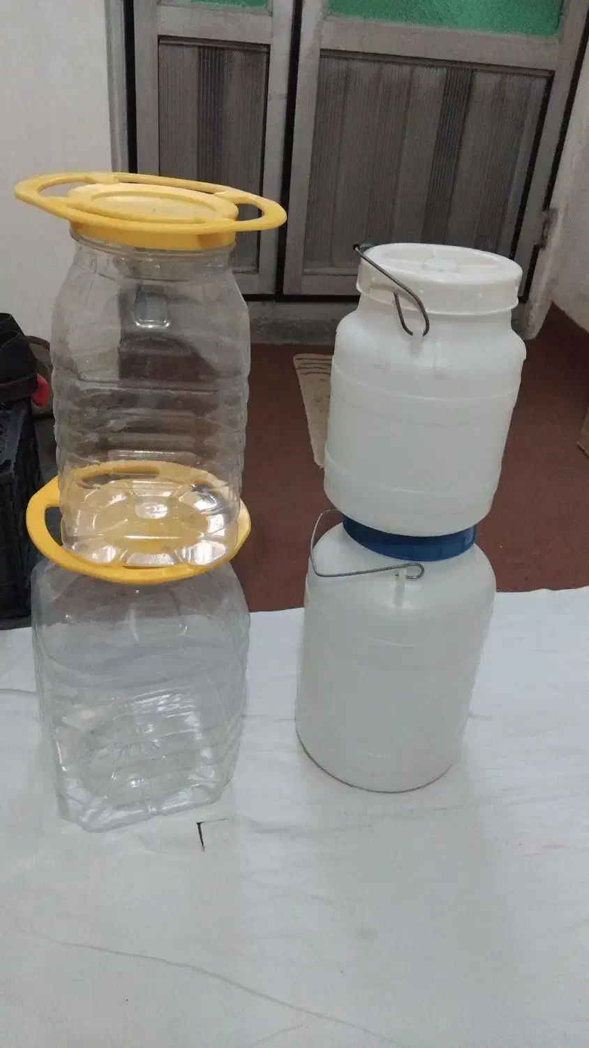 ۴تا ظرف مواد غذایی|ظروف نگهدارنده، پلاستیکی، یکبارمصرف|مراغه, |دیوار