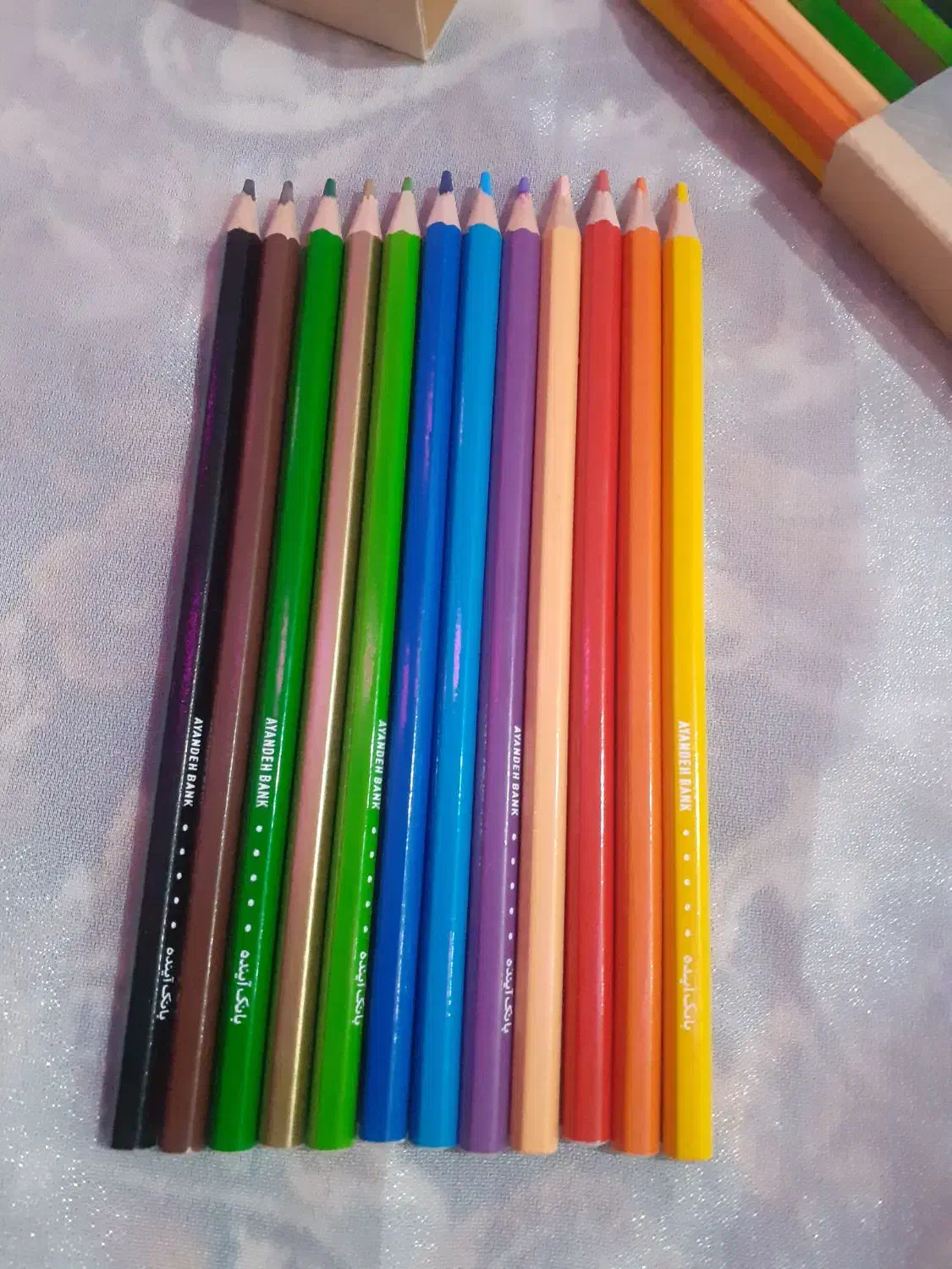 مدادرنگی ۱۲ رنگ|لوازم التحریر|گرگان, |دیوار