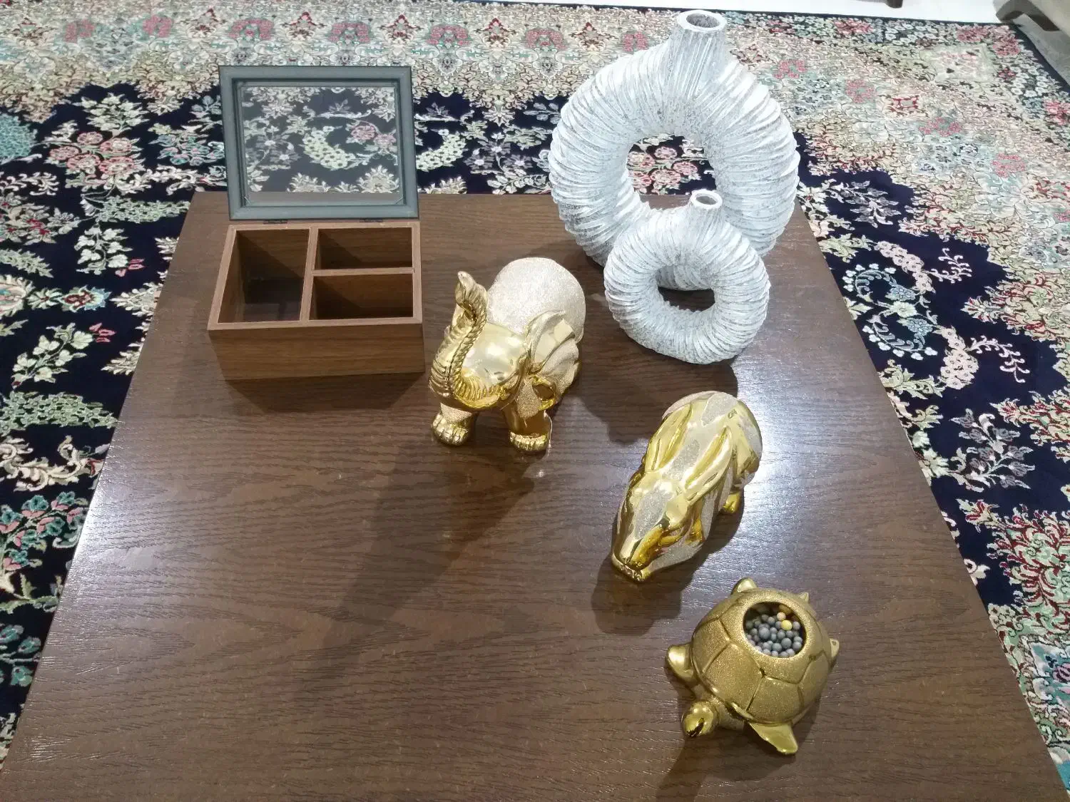 مجسمه های دکوری و جعبه پذیرایی|مجسمه، تندیس، ماکت|کرمانشاه, |دیوار