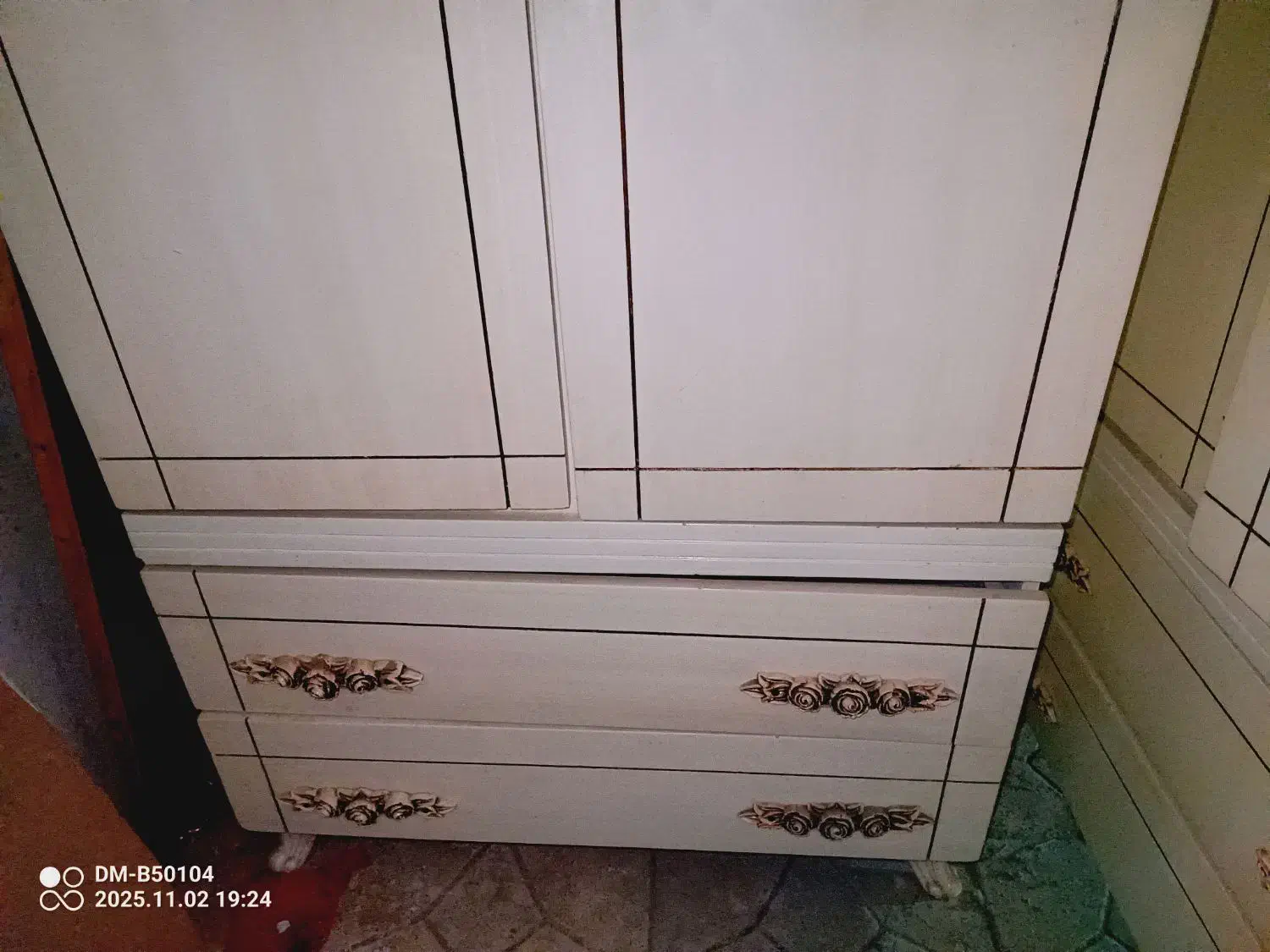 کمد نوجوان|جاکفشی، کمد، دراور|بجنورد, |دیوار