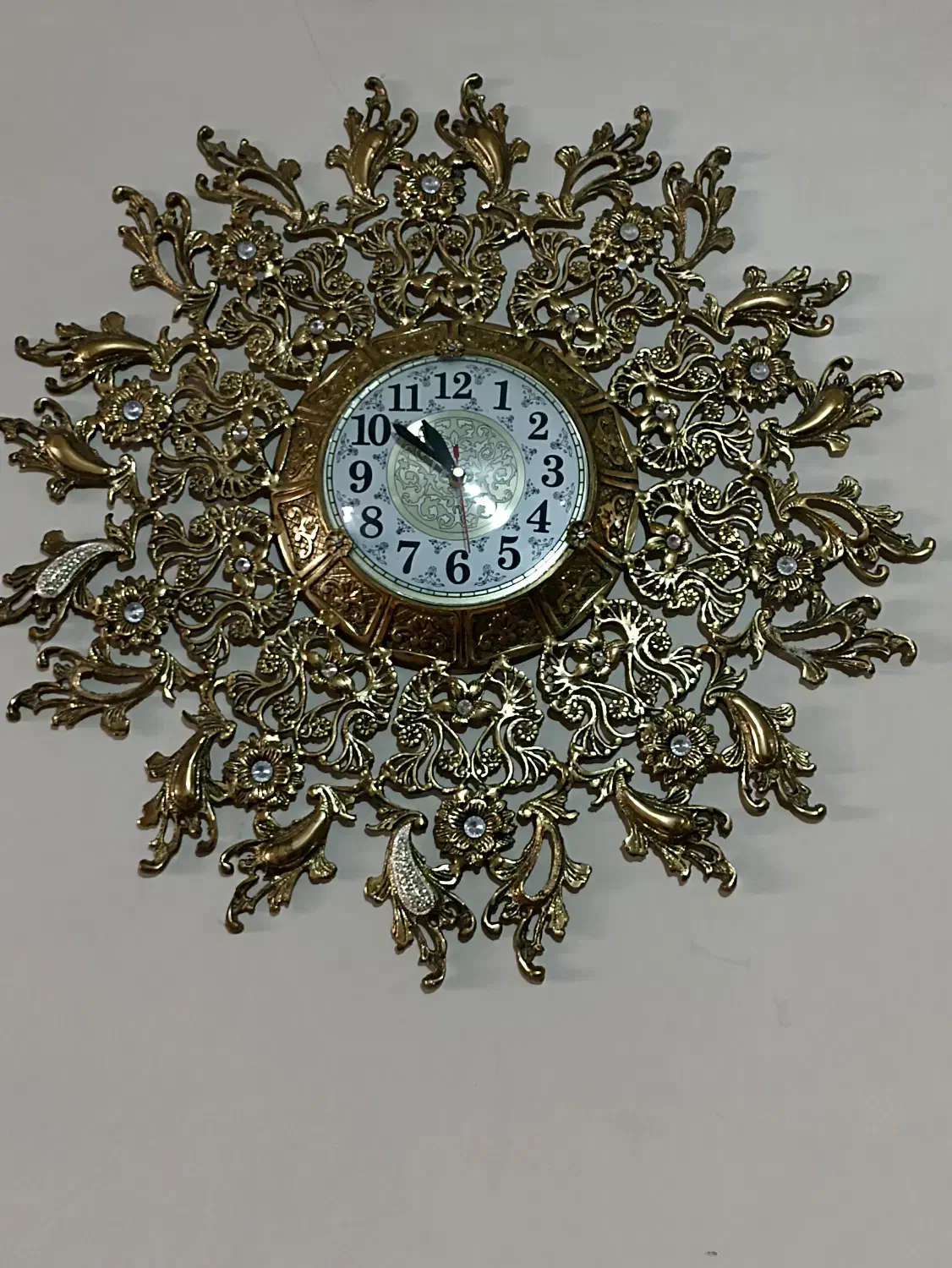 ساعت دیواری جنس برنزسنگین وزن سالم سالم|ساعت دیواری و تزئینی|پیر بکران, |دیوار