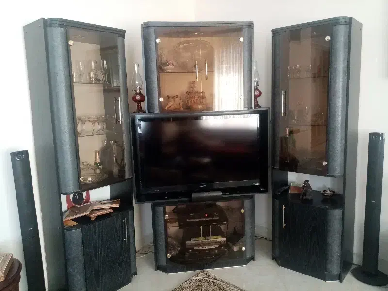 بوفه و زیر تلویزیونی|بوفه، ویترین، کنسول|صدرا-فارس, فاز ۱|دیوار