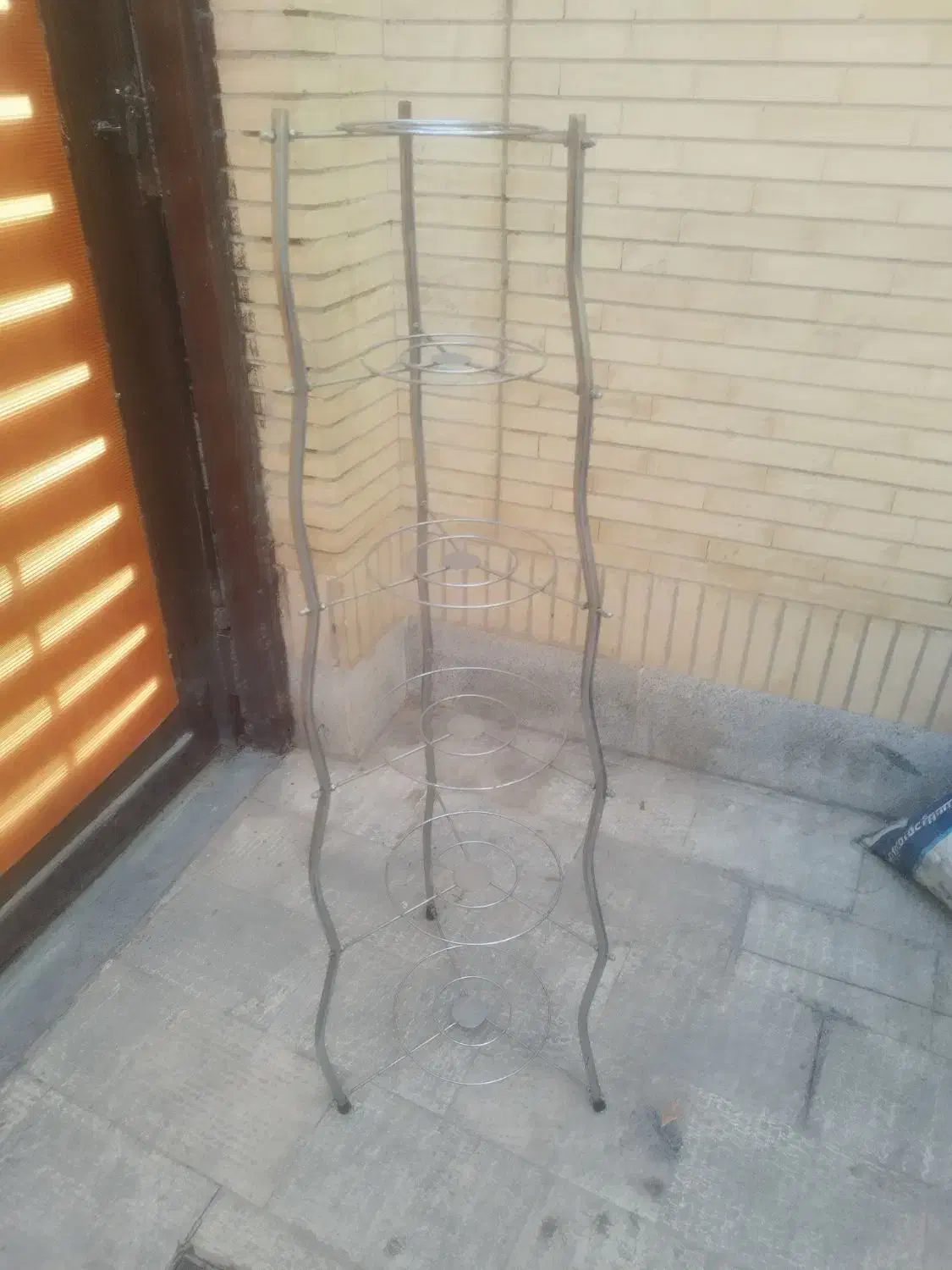 جا قابلمه‌ای|آب‌چکان و نظم‌دهنده ظروف|شاهین‌شهر, حاجی آباد|دیوار