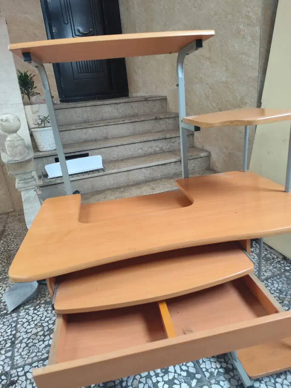 میز کامپیوتر|میز تحریر و کامپیوتر|قائم‌شهر, |دیوار