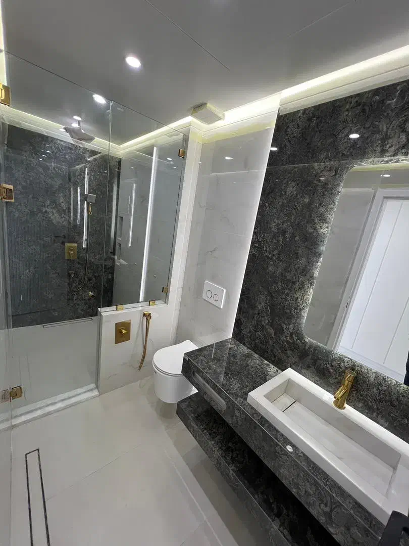 ۱۶۵ متر ۳ خواب تکواحدی ژورنالی/۲ پارکینگ سندی