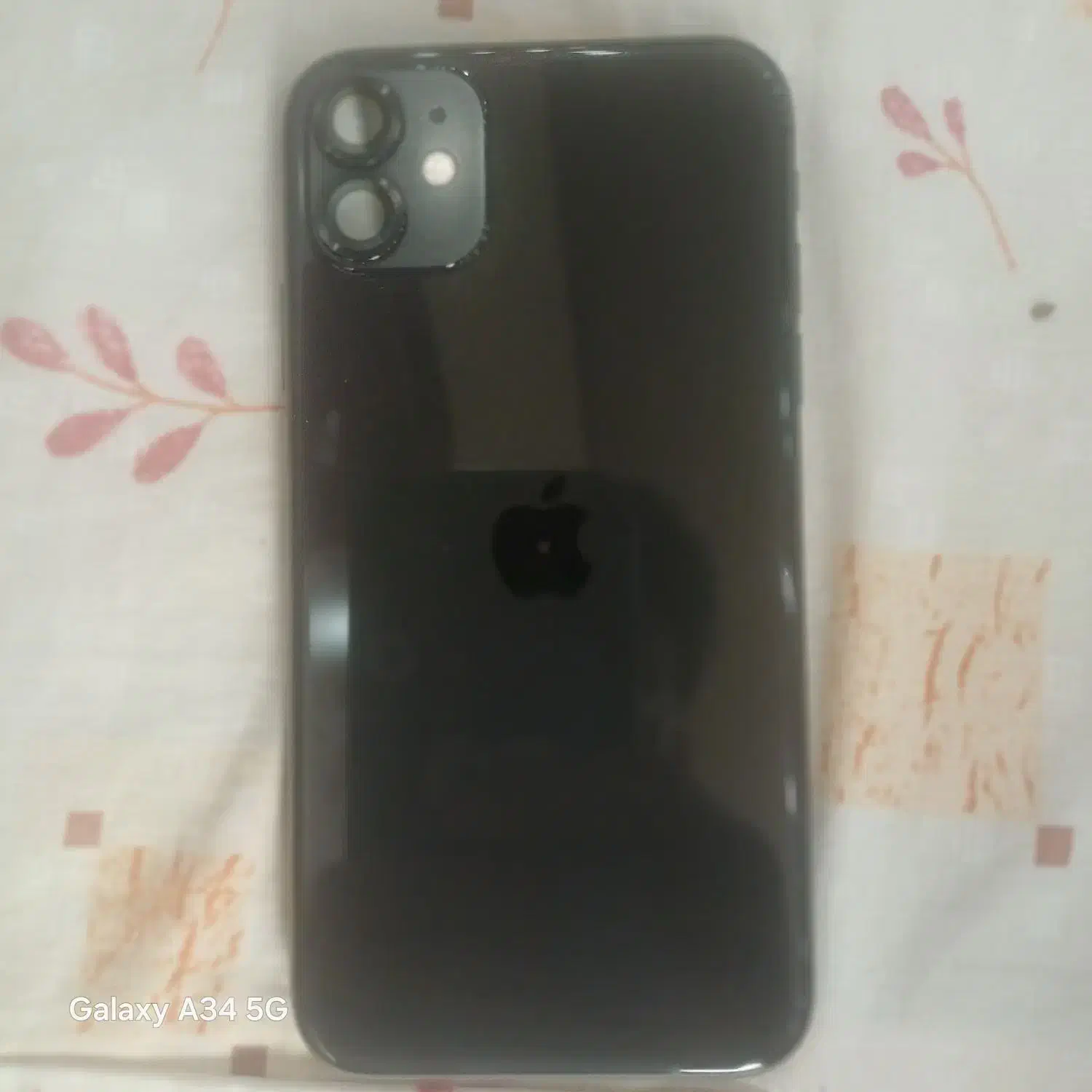 آیفون 11نرمال بدون تعمیر|موبایل|اصفهان, حصه شمالی|دیوار