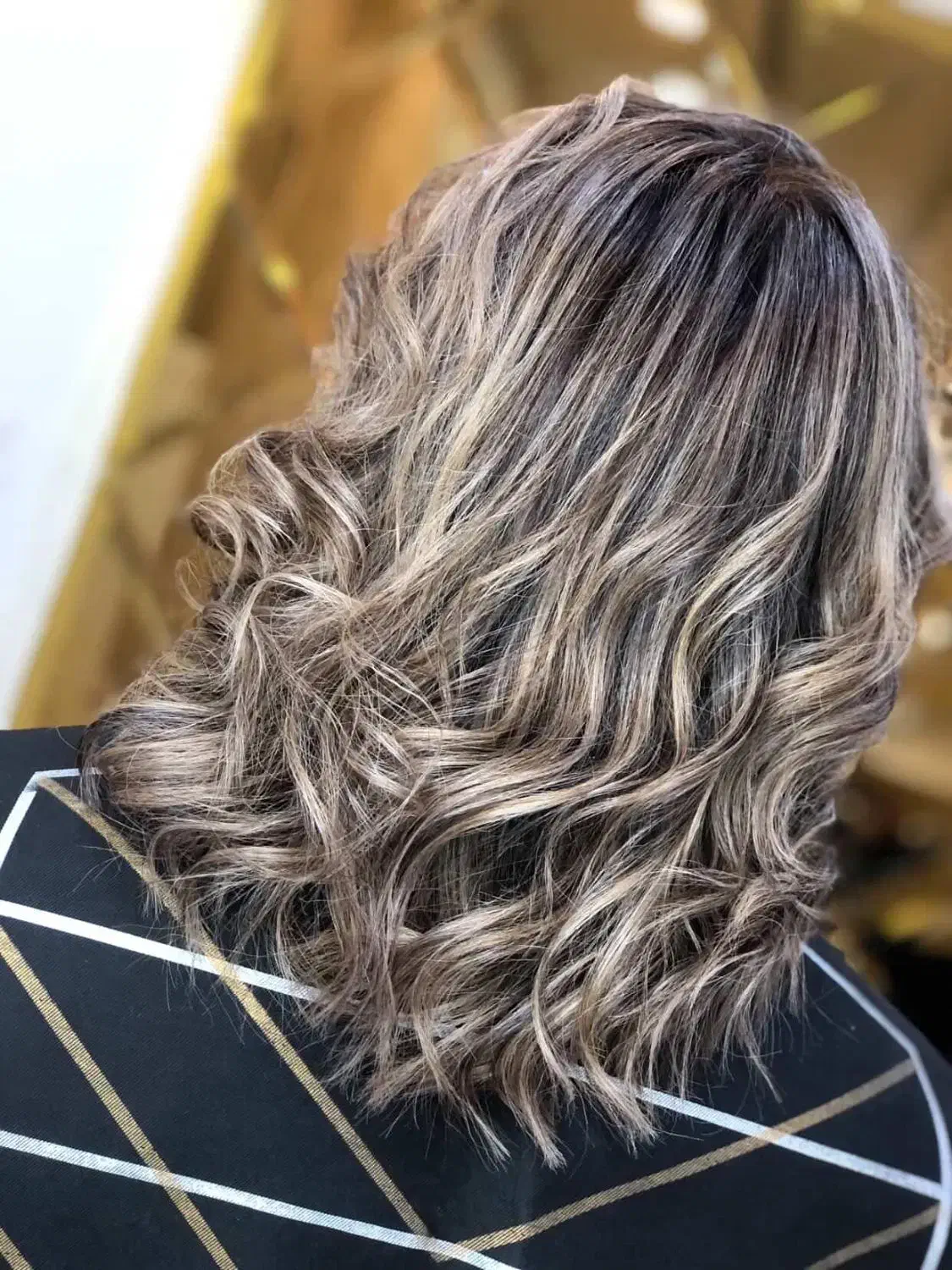 آرایشگری|خدمات آرایشگری و زیبایی|اراک, |دیوار