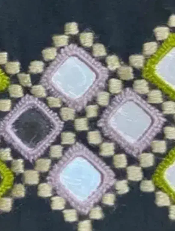 آیینه|لباس|زاهدان, |دیوار