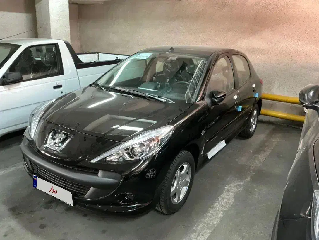 ۲۰۷ صفر اتوماتیک مشکی|خودرو سواری و وانت|تهران, سنائی|دیوار