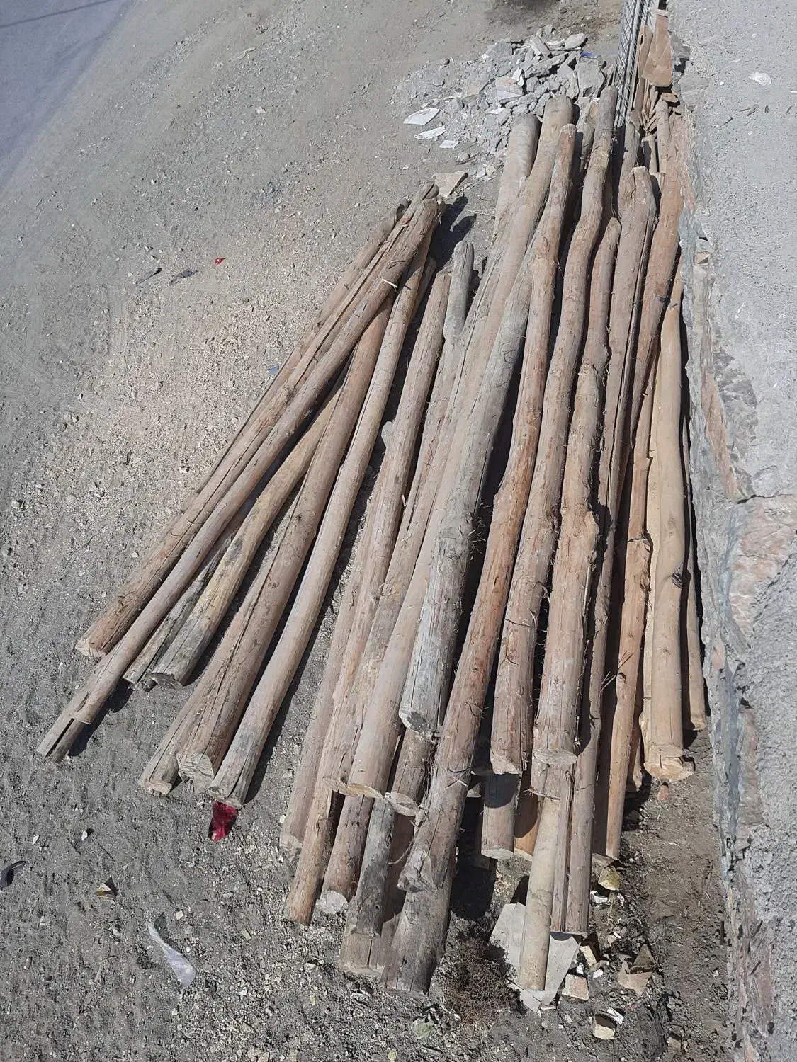 فروش چوب خشک چهار متری|مصالح و تجهیزات ساختمان|موچش, |دیوار