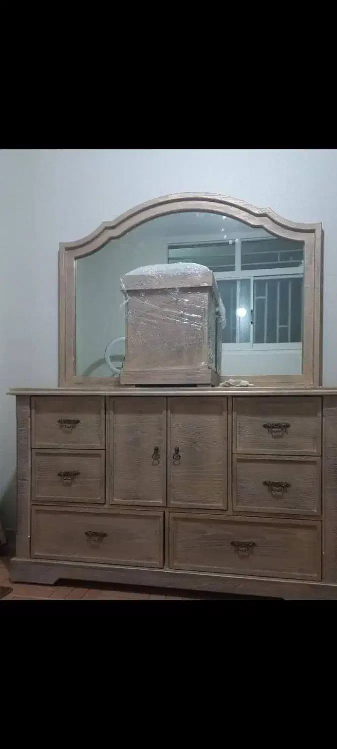 سرویس خواب کامل قسطی|تخت و سرویس خواب|شاهین‌شهر, شهرک گلدیس|دیوار