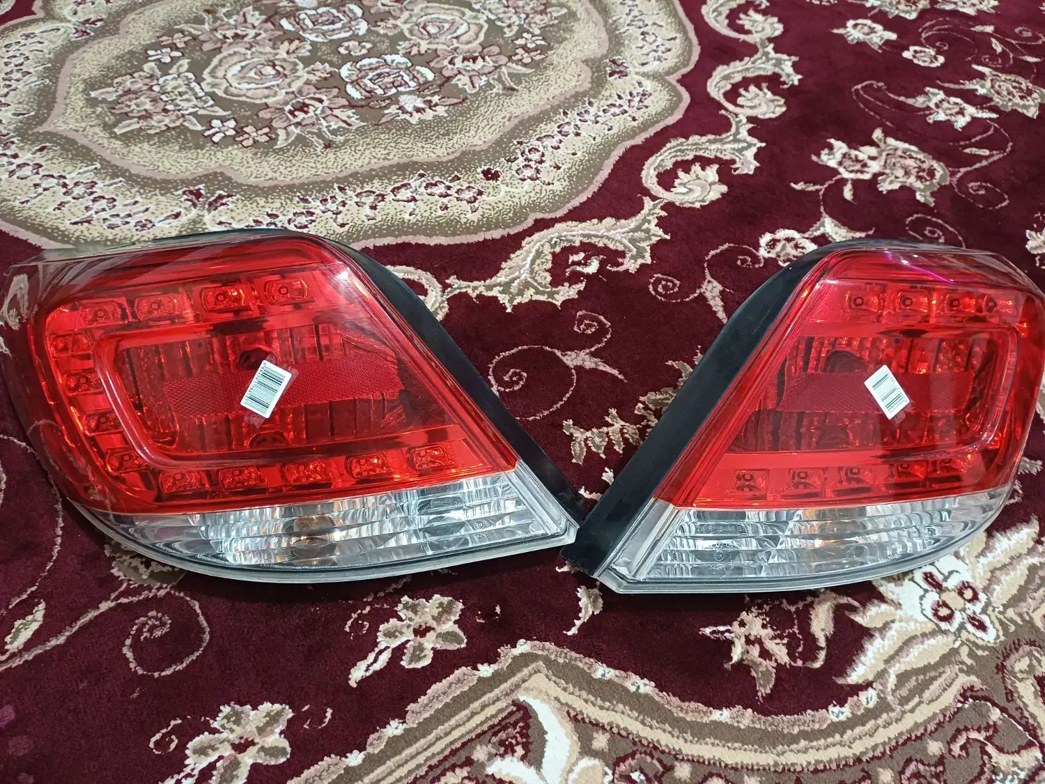 چراغ عقب و چراغ جلو دنا|قطعات یدکی و لوازم جانبی|لاهیجان, لیالستان|دیوار