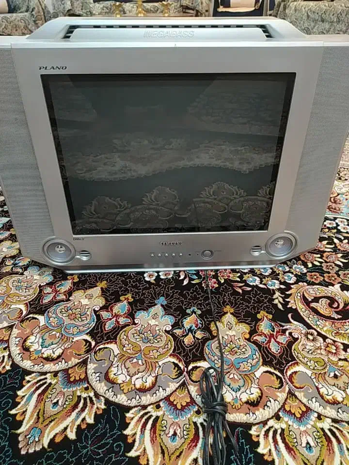 لوازم فروشی تلوزیون|تلویزیون و پروژکتور|شهرکرد, |دیوار