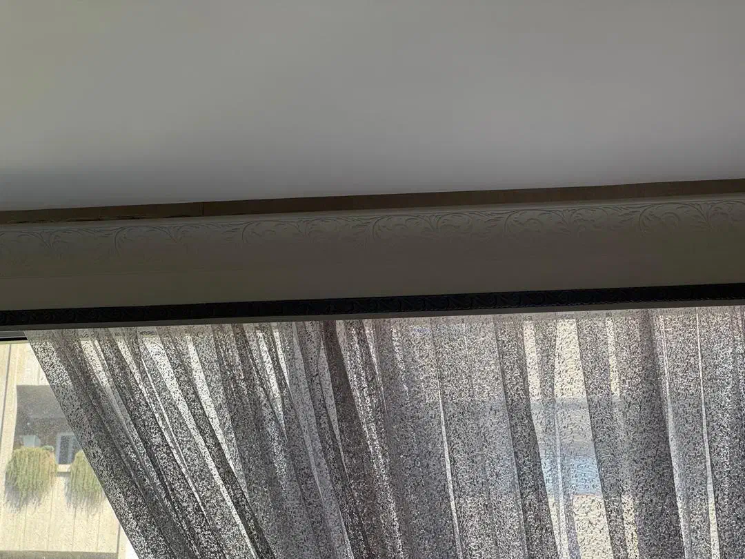 کتیبه ی پرده|پرده، رانر، رومیزی|کرج, کوی زنبق|دیوار