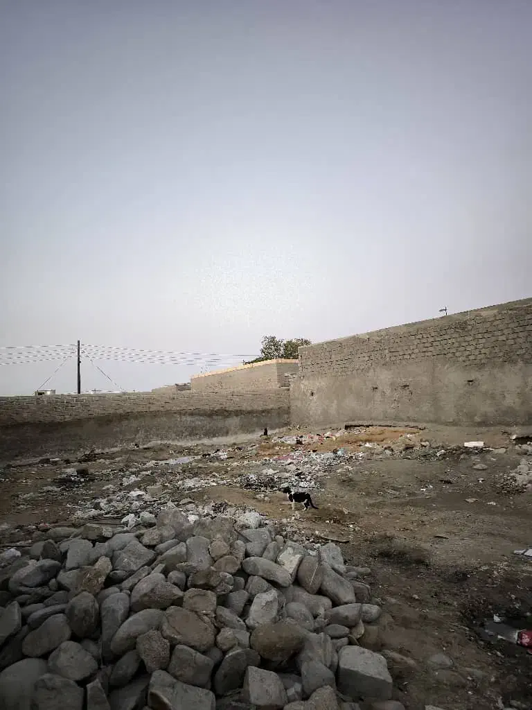 فروش زمین مسکونی در چهاردیواری شده|فروش زمین و ملک کلنگی|کنارک, |دیوار