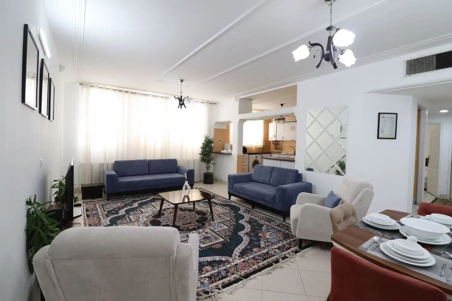 خانه مسافر فول تجهیزات|اجارهٔ کوتاه‌مدت آپارتمان و سوئیت|شیراز, فرهنگ شهر|دیوار