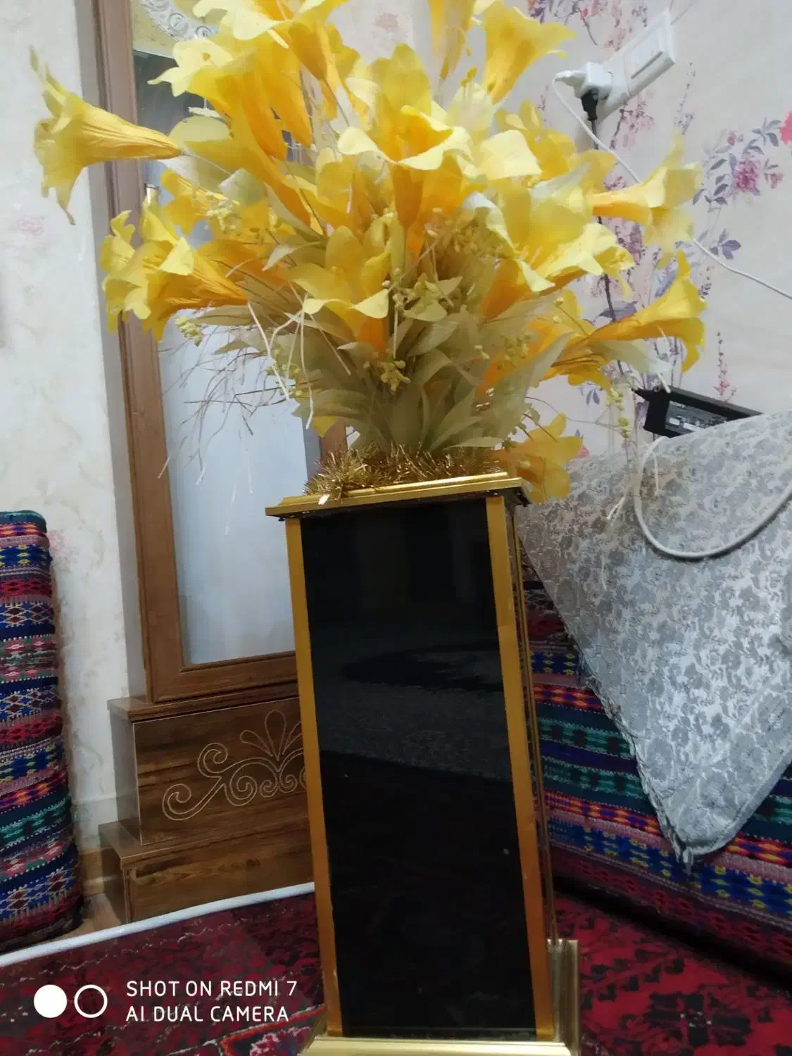 گلدان گل مصنوعی|گل مصنوعی|بیرجند, |دیوار