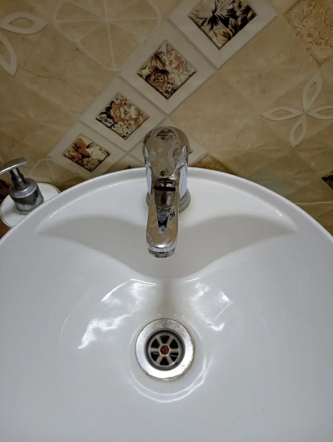 تاسیسات ساختمان|خدمات پیشه و مهارت|شهرضا, |دیوار